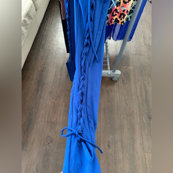 Off-the-shoulder bodycon jumpsuit with lace-up pants legs and belt, large - Picture 3 of 4